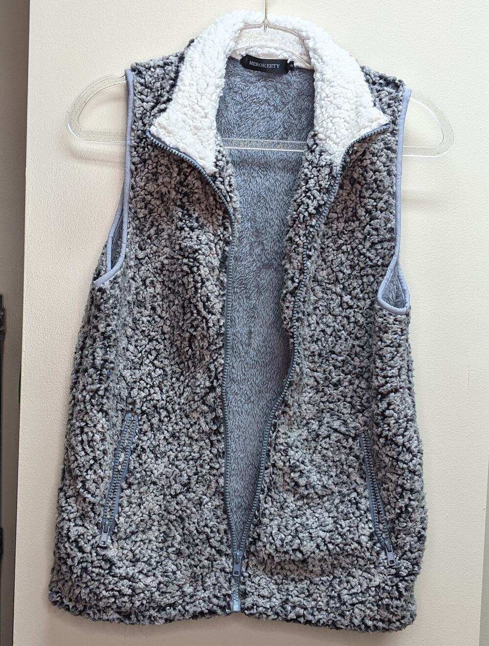 Merokeety Fuzzy Fleece Vest Size S